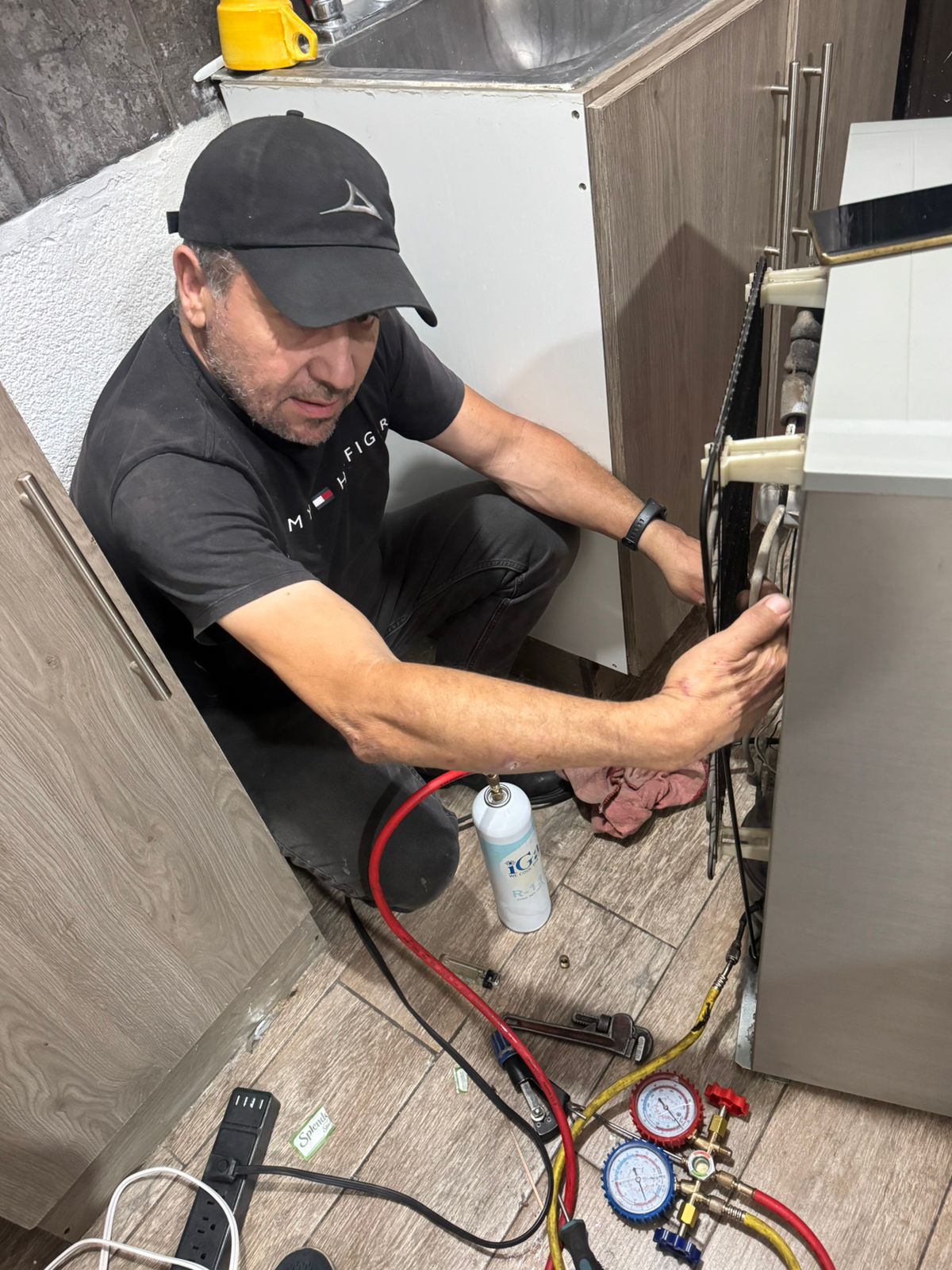 Técnicos certificados en refrigeración